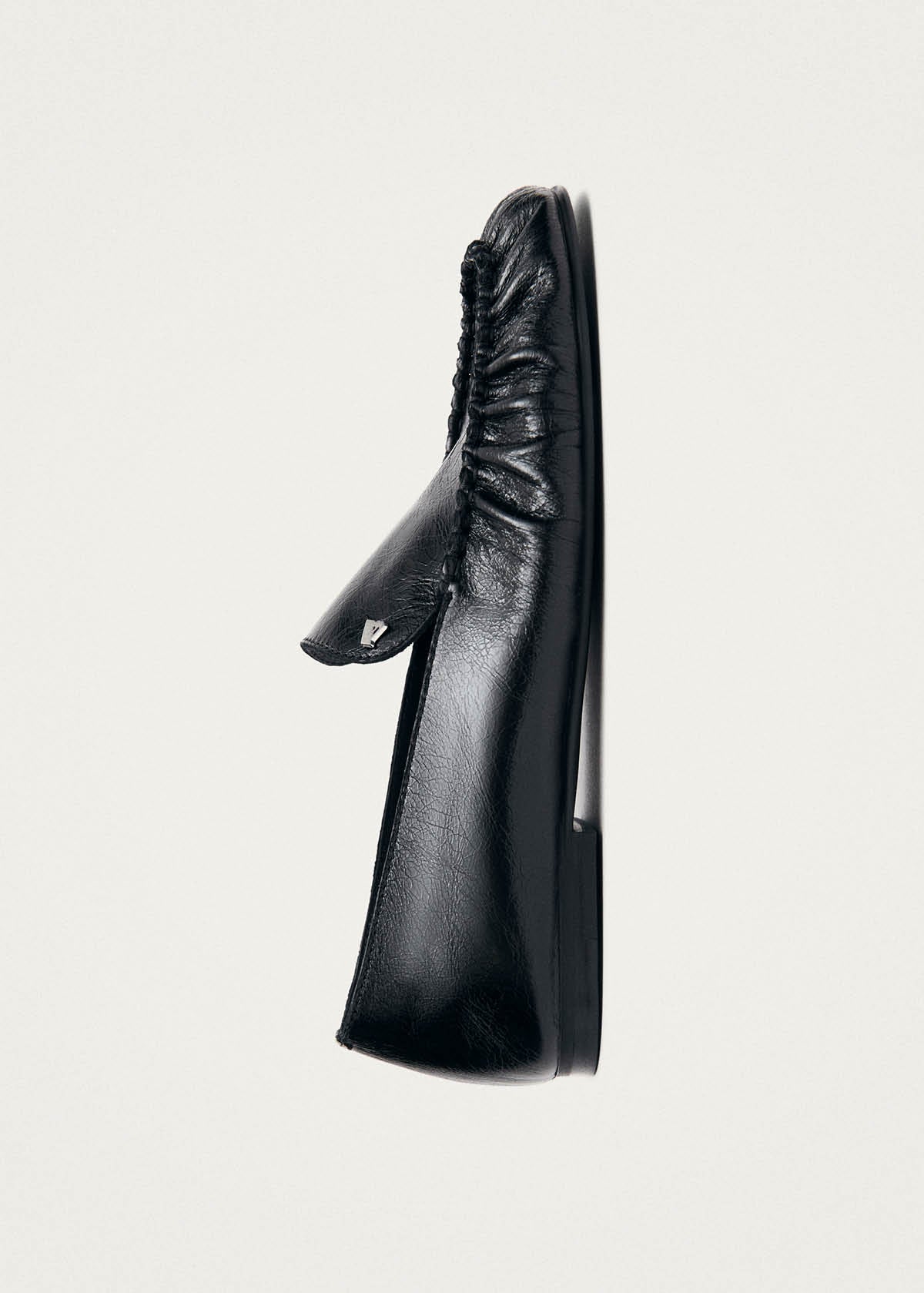 Gabe Rift Black Leather Loafers