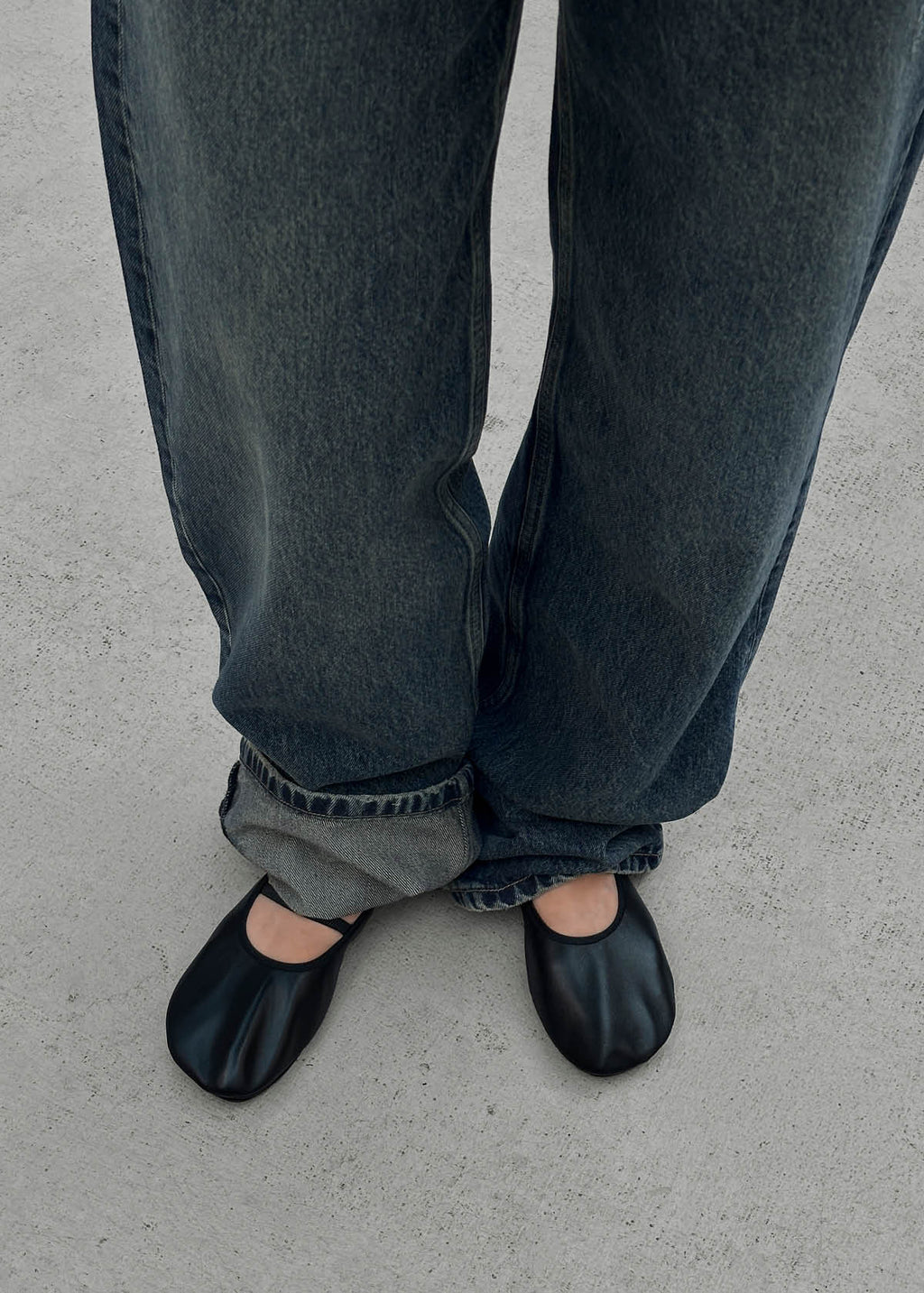 Naira Barefoot Black Leather Ballet Flats