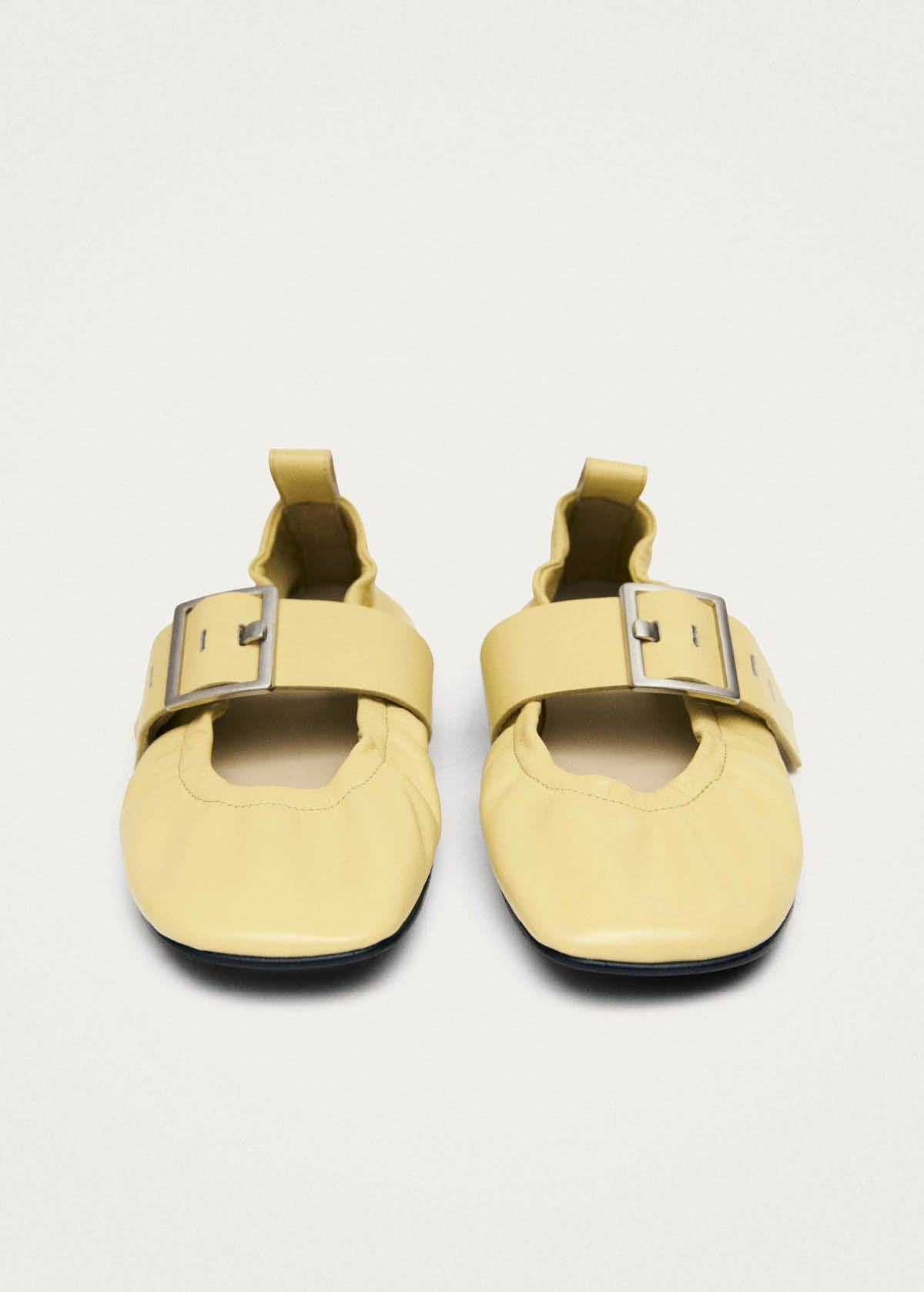 Sarea Vanilla Leather Ballet Flats